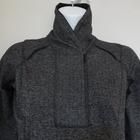 NWT LULULEMON HHBB/BLK Herringbone Black Ultra Soft Think Fast Pullover LS Top 4 - Picture 3 of 7